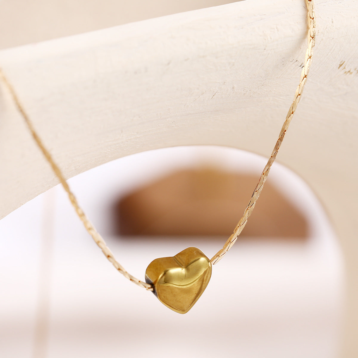 Wholesale Love Heart Gold Cold Style Temperament Niche Design Sense Female Simple Necklaces